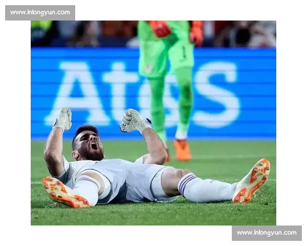 西蒙怒轰主裁:他根本不配吹毕巴比赛