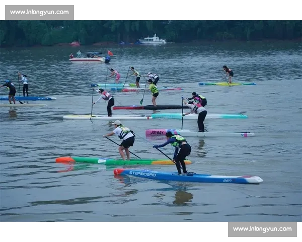 诸暨白塔湖:生态湿地里的桨板竞速赛